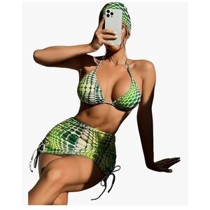 COZYEASE - Medium Green Patterned Bikini Set with Skirt
